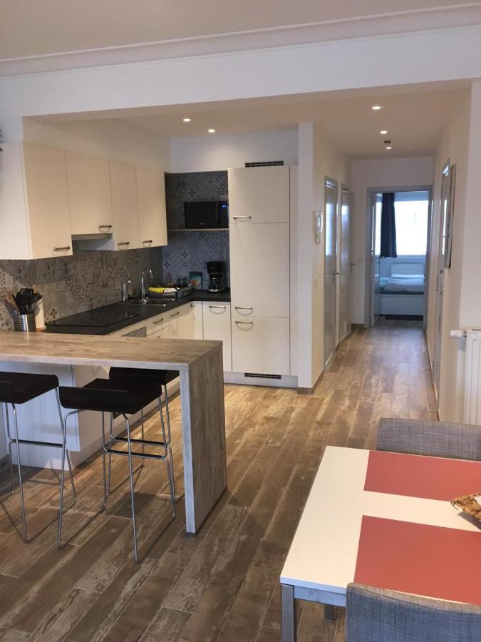 Appartement Oostende Vlak Aan Zee Eksteriør bilde